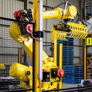Robot palletiser Hunter Premium stock feed bag stacking system